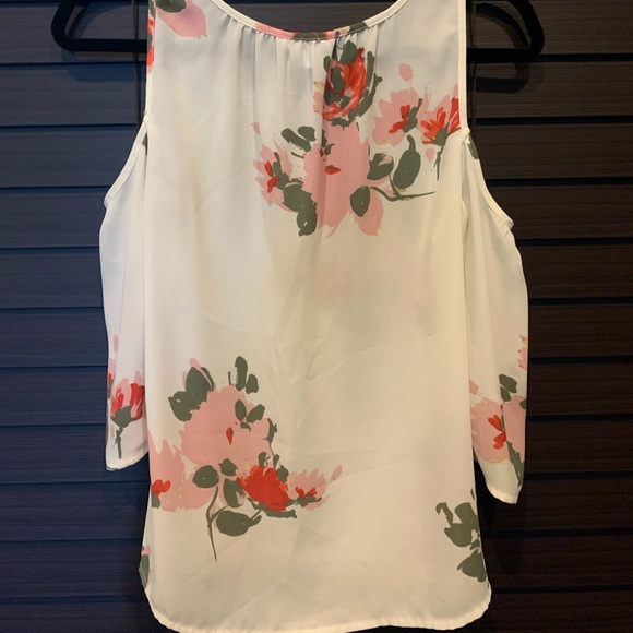 Junior Extra-Small Blouse - Picture 2 of 3